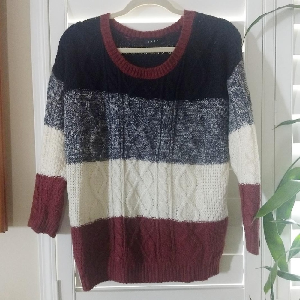 Like New Ingni Japanese Cozy Knit Sweater
